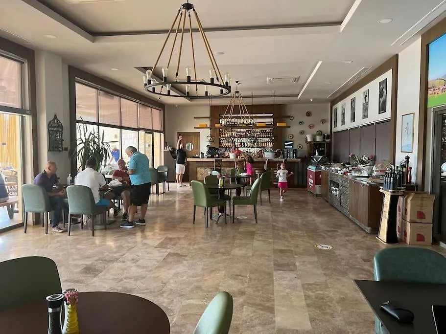 Enjoy Playing Golf, Stay Where Luxury Meets Peace. بودروم 0*,